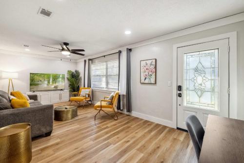 Gainesville House | Peaceful Retreat Pet-Friendly 5 mins to Shands & UF