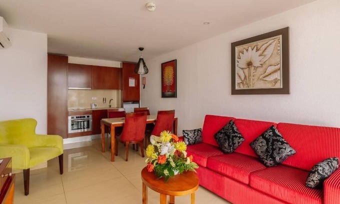 Oura Hotel | Peaceful Seaside Getaway in Praia da Oura! Pool + Spa, Free Parking | 3 Units