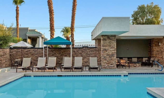 Las Vegas Condo | Peaceful Vegas 2 Bedroom, 2 Bathroom Condo, Sleeps 6