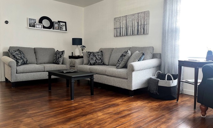 Kingsville House | Pearl on Pearl in Downtown Kingsville!