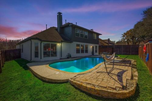 South Arlington House | Pearl White Dream Home With Private Pool & Theatre