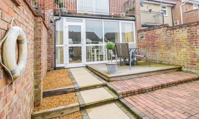 Kessingland Cottage | PEBBLE HOUSE, pet friendly, country holiday cottage in Kessingland