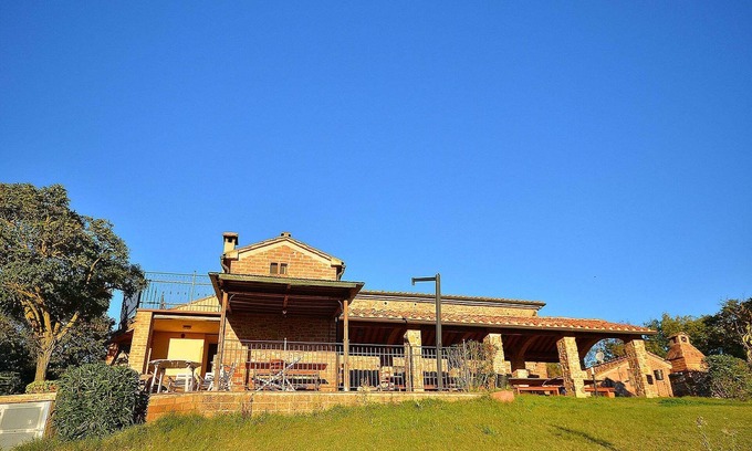 Peccioli Apartment | Peccioli Family Retreat