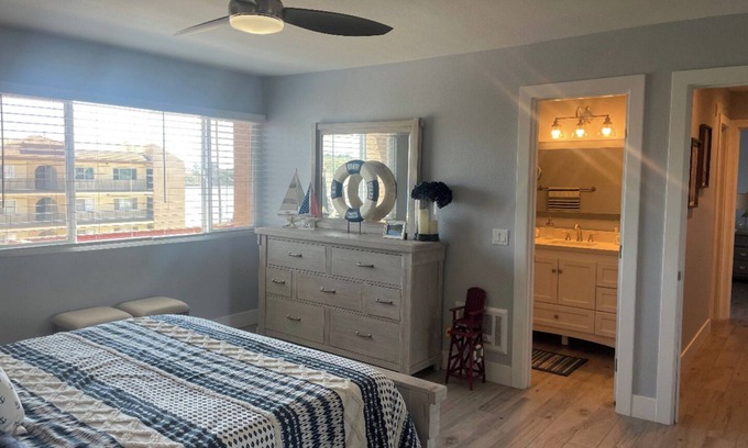Carlsbad Condo | Peggy's Waterfront Oasis in Carlsbad - Fully Furnished - Beautiful Condo