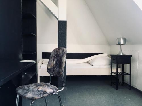 Rellingen House | Pension Akropolis