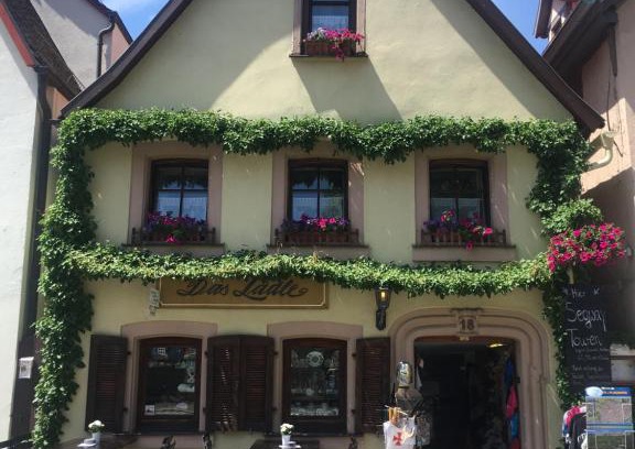 Rothenburg Old Town Hotel | Pension „das Lädle“