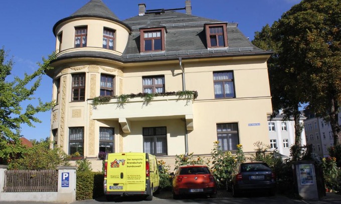 Plauen House | Pension Vogtländer