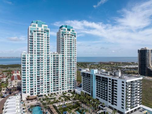 South Padre Island Apartment | Penthouse Jr Unrivaled Luxury Insane Views apts
