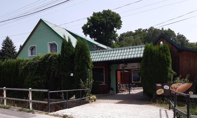 Zlatniky House | Penzión Dahlia