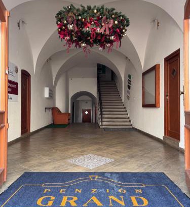 Banska Bystrica House | Penzión Grand, Self Check-In, free private parking