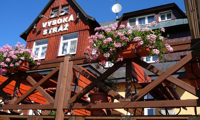 Pec pod Snezkou House | penzion Vysoká Stráž
