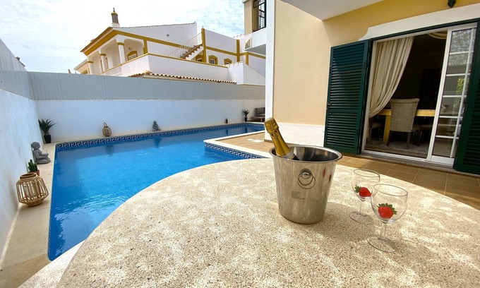 Pera Villa | PÊRA AMAZING VILLA WITH POOL by HOMING