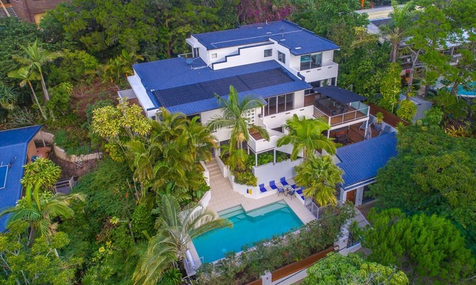 Peregian Beach House | Peregian Holiday House - allows dogs, heated pool, spa & 5 mins to beach