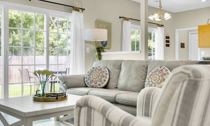Murraysville House | Perfect Wilmington Retreat Near Beach & Downtown!