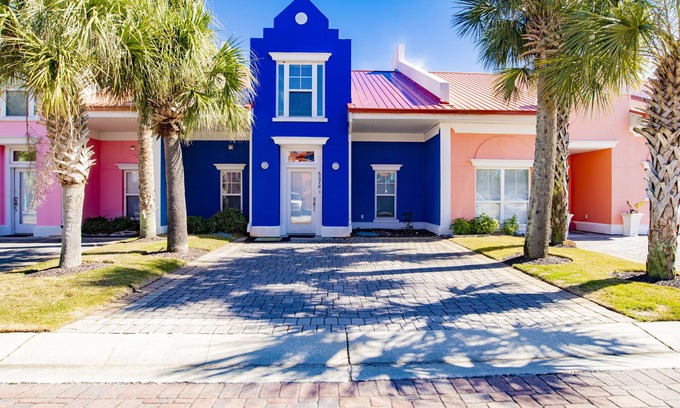 Sunset Pass Condo | Perfectly Positioned: Banana Bay Resort's Home Close to Everything You Need!