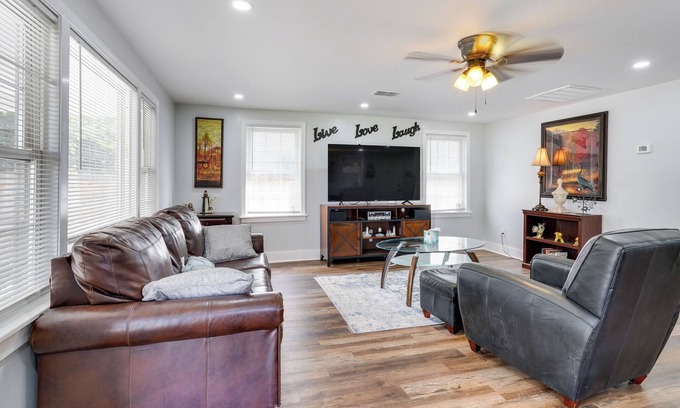 Charleston House | Pet-Friendly Charleston Home Near Dtwn!