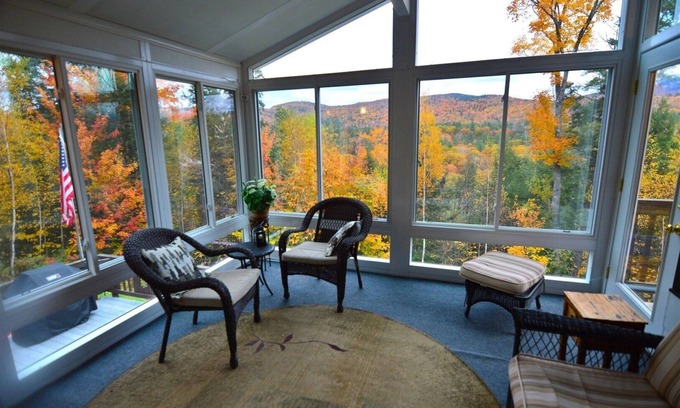 Thornton House | Pet Friendly Deluxe White Mountain Private Retreat for a memorable family vacation! (WV68T)