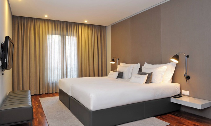 Santo Antonio Hotel | Pet-Friendly Unit at Altis Prime, Full Kitchen, Rooftop Sundeck, Onsite Jacuzzi!
