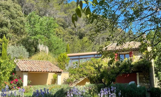 Lafare House | Petit Mazet Provençal en Bord de Ruisseau Avec Piscine au Pied des Dentelles