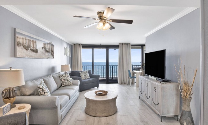 Orange Beach Condo | Phoenix I #1066 - Beautiful Gulf Views in a Cozy Unit!
