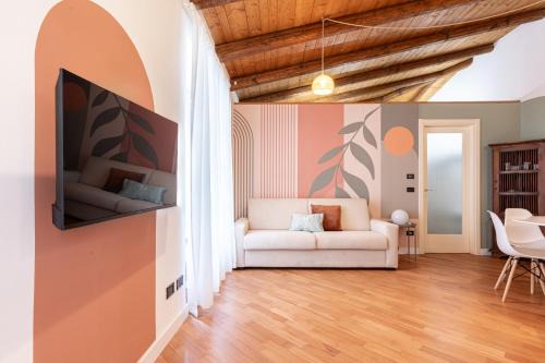 Historic Centre Apartment | Piazza Vittorio Veneto 10 parcheggio incluso