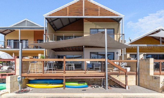 Halls Head House | Piccolo Waters - Two story coastal home , Located on the scenic Mandurah canals