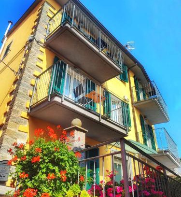 La Spezia House | Pietra Di Mare