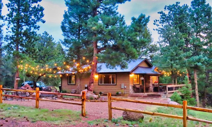 Florissant House | Pine Ridge - Memories are made here!