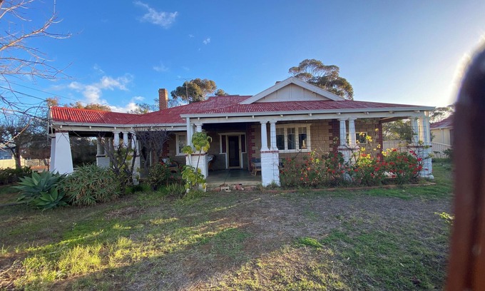 Quairading Cottage | Pink Lakes Quairading