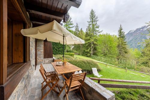 Courmayeur Apartment | Plan Gorret Beautiful Flat In Courmayeur