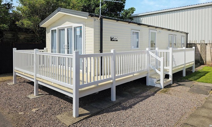 Ingoldmells House | Platinum 8 Berth Caravan