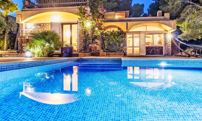 Calafat House | Platja Calafato by Interhome