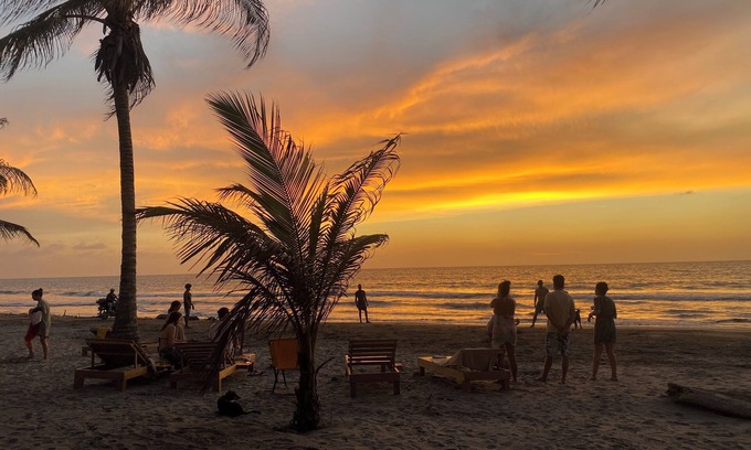 Monitos Hotel | Playa Jaguar Beach club