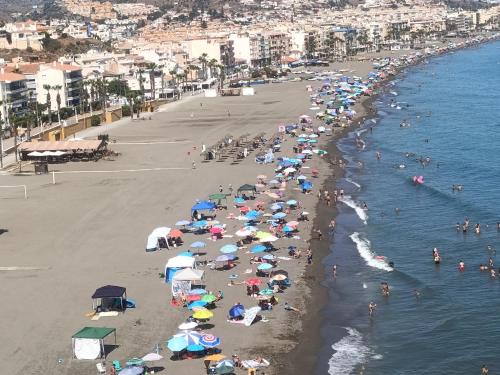 Rincon de la Victoria Apartment | Playa Rincón de la Victoria en Plaza San Francisco