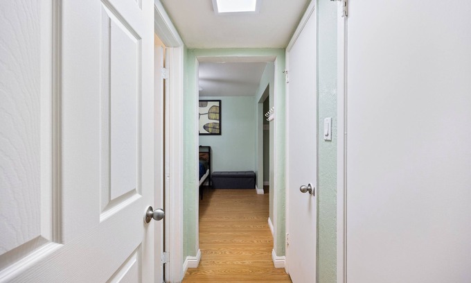 Parkway-South Sacramento House | Pleasant 3-bedroom house in central South Sacramento Location