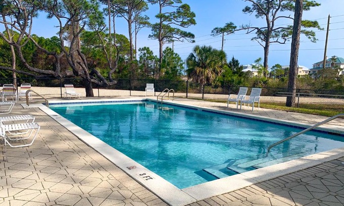 East End House | Pleasant Tides