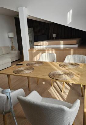 Dolni Lanov Apartment | Pleasure 2 Be Here