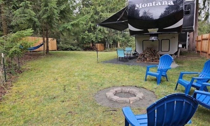 Sequim House | PNW glamping with private yard
