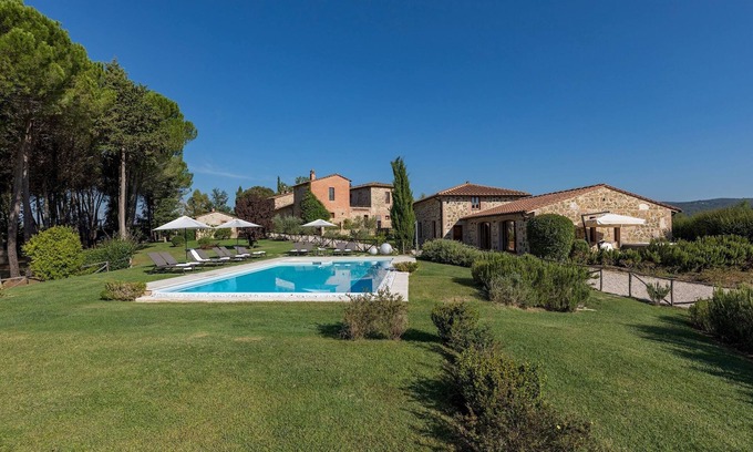 Asciano Villa | Podere Bellaria 18+2, Emma Villas