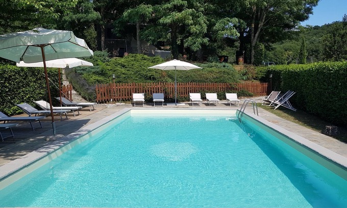 Borgo San Lorenzo Villa | Poggiolo Oasis of relaxation swimming pool nature lavender horses wine - Tuscany