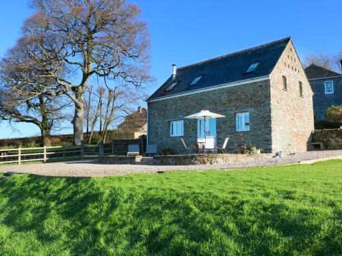 Saltash House | Polly's Bower