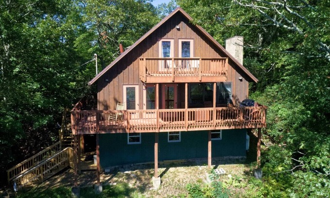 Burks Fork Cabin | Pontificator's Perch - you'll love the view, by Buffalo Mtn Getaway