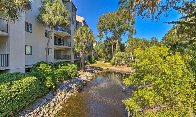 Hilton Head Island Villa | Pool and Beach Access Villa on Hilton Head Island