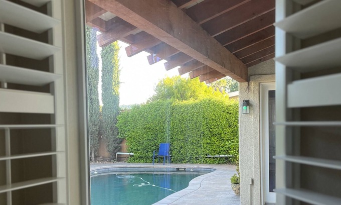 Napa House | Poolside Paradise
