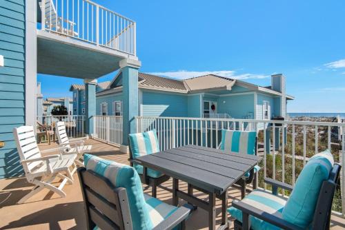 Deluna Point House | Portside Villas Beauty and the Beach