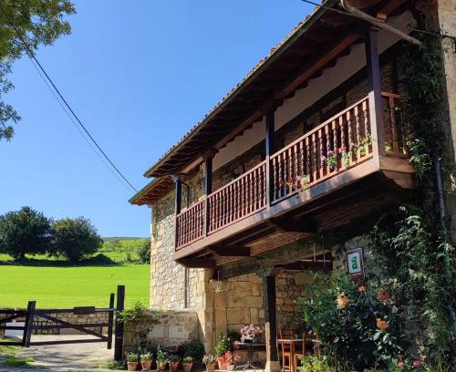 Corvera de Toranzo Hotel | Posada La Dalia