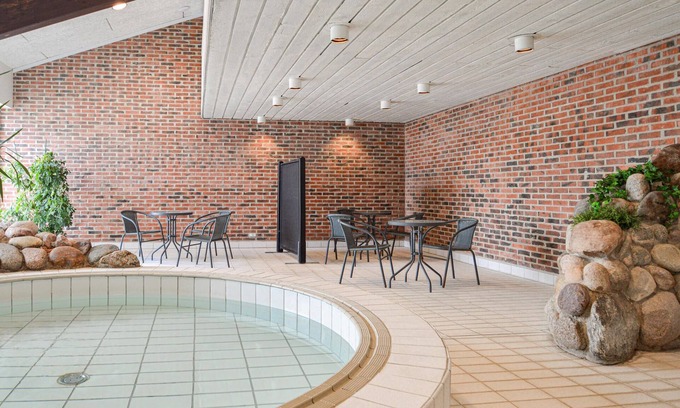 Brovst Apartment | Practical vacation apartment by the Jammer Bay.