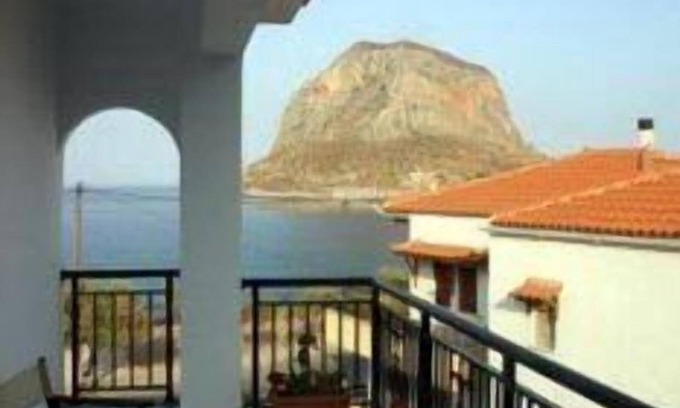 Monemvasia Hotel | Pramataris