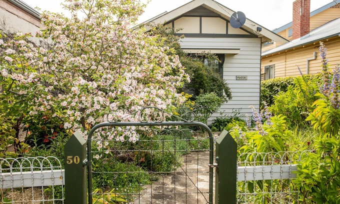 Queenscliff Cottage | Prater's Cottage Queensciff