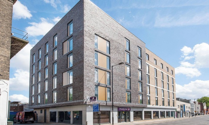 Dalston Hotel | Premier Inn London Hackney